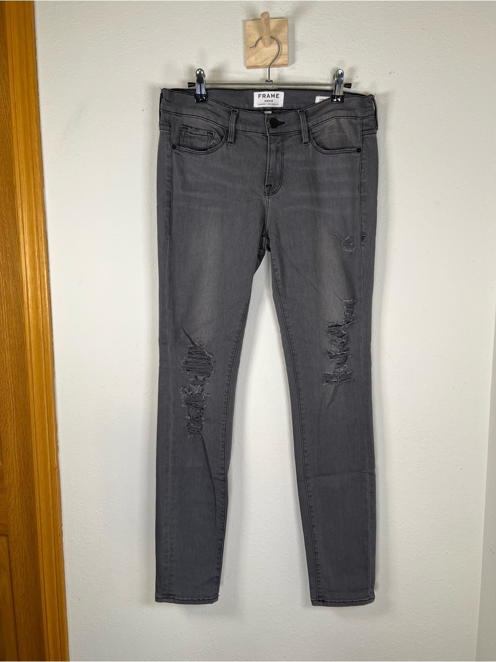 Frame Le Skinny de Jeanne Denim Grey Distressed Skinny Jeans Size 29
